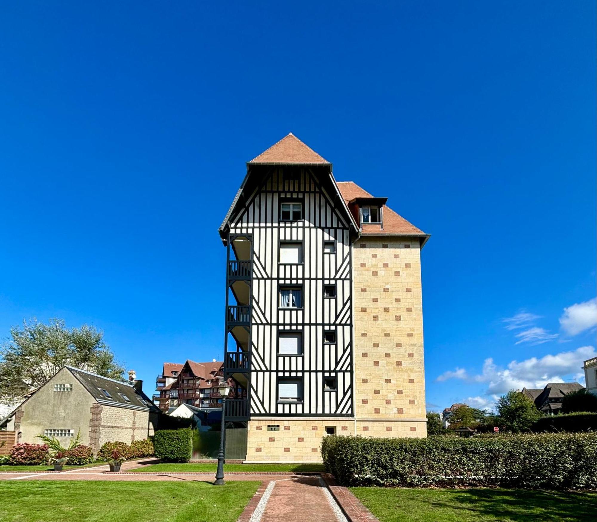 Studio En Rez De Jardin Deauville Centre Et Plage 외부 사진